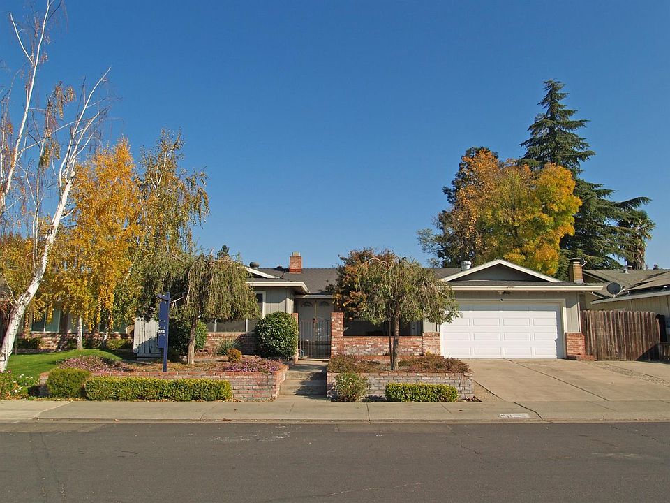 1st image of 7510 Dorchester Way
