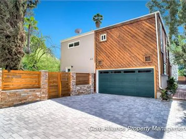 21562 Iglesia Dr, Woodland Hills, CA 91364