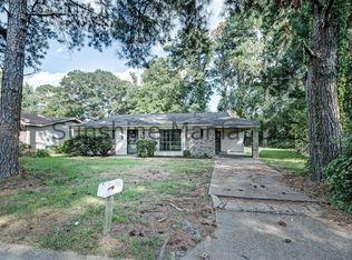 6511 George Washington Dr, Jackson, MS 39213