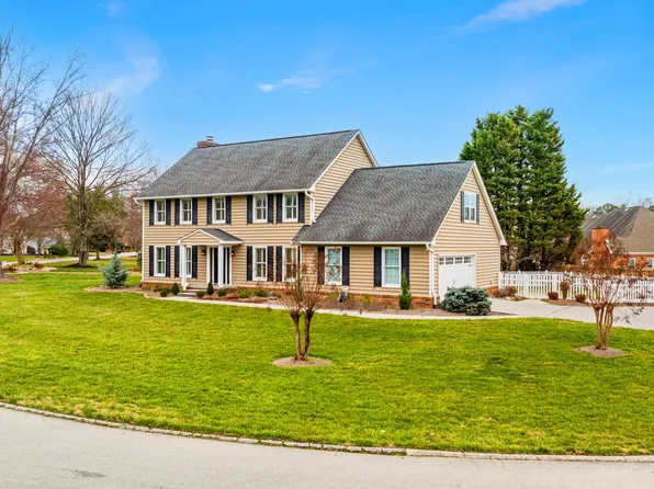 11920 W Fox Chase Cir, Knoxville, TN 37934