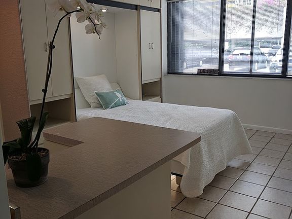5th image of 1915 Brickell Ave APT Cc 12