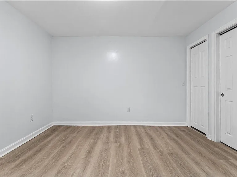 53 West St #1 — Photo 14