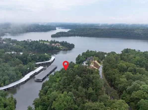 8151 Peninsula Dr #6, Tuscaloosa, AL 35406