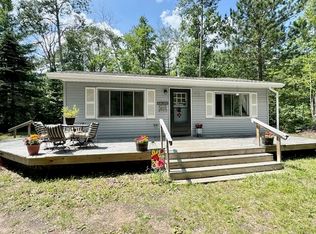 5976 Bear Lake Dr, Johannesburg, MI 49751