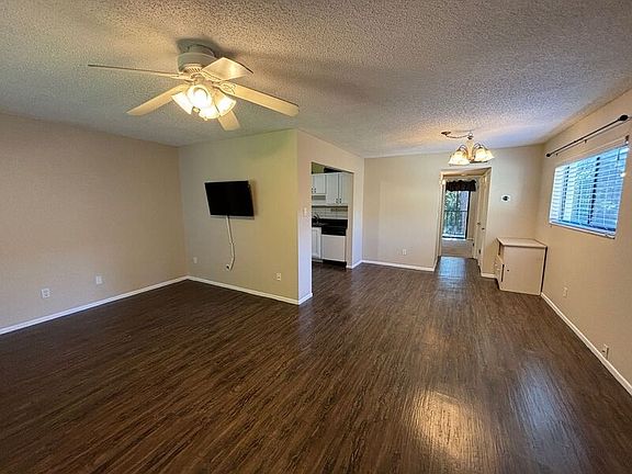 5th image of 3300 Fox Chase Cir N APT 224