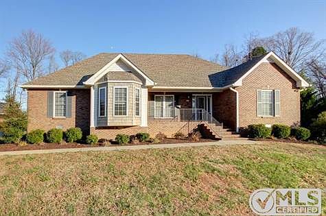 1st image of 153 Enclave Ct