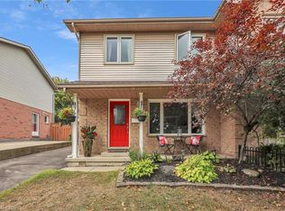 220 Scott Rd, Cambridge, ON N3C3Z8