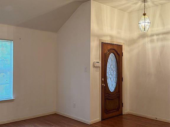 5th image of 5109 Spicewood Dr