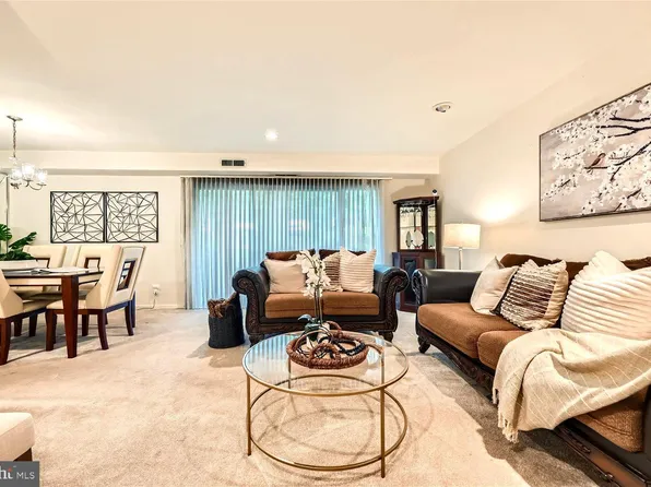 103 Fitz Ct APT T2, Reisterstown, MD 21136