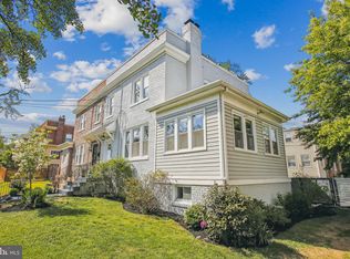 1022 Taussig Pl NE, Washington, DC