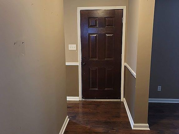 Front Door/ Entryway