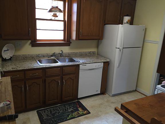 5th image of 6702 Van Buren Ave