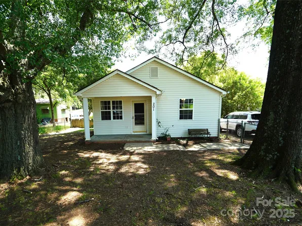 201 W 19th St, Kannapolis, NC 28081