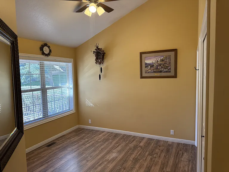 1004 Uri Ln #2 — Photo 22