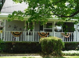 9810 E Brooks Rd, Lennon, MI 48449