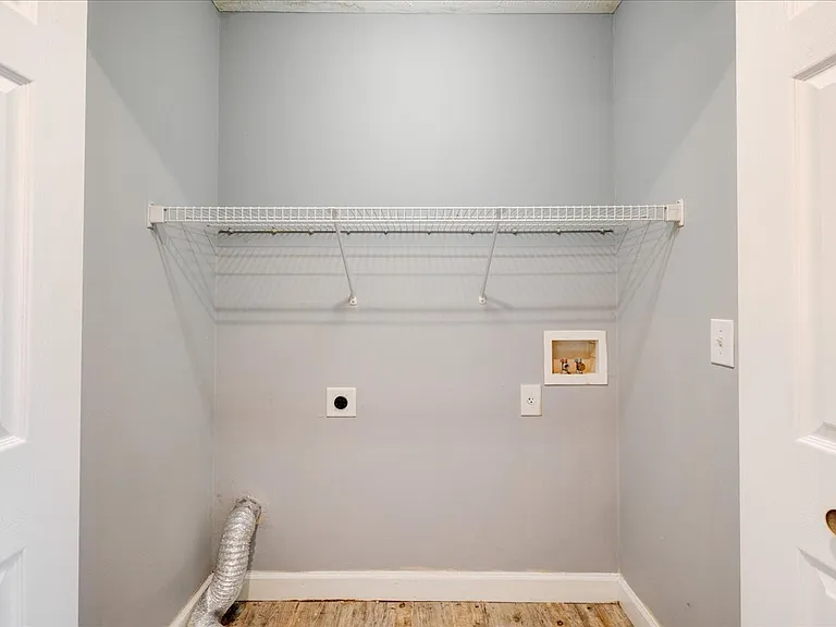 Cross Lake Apartments — Photo 55