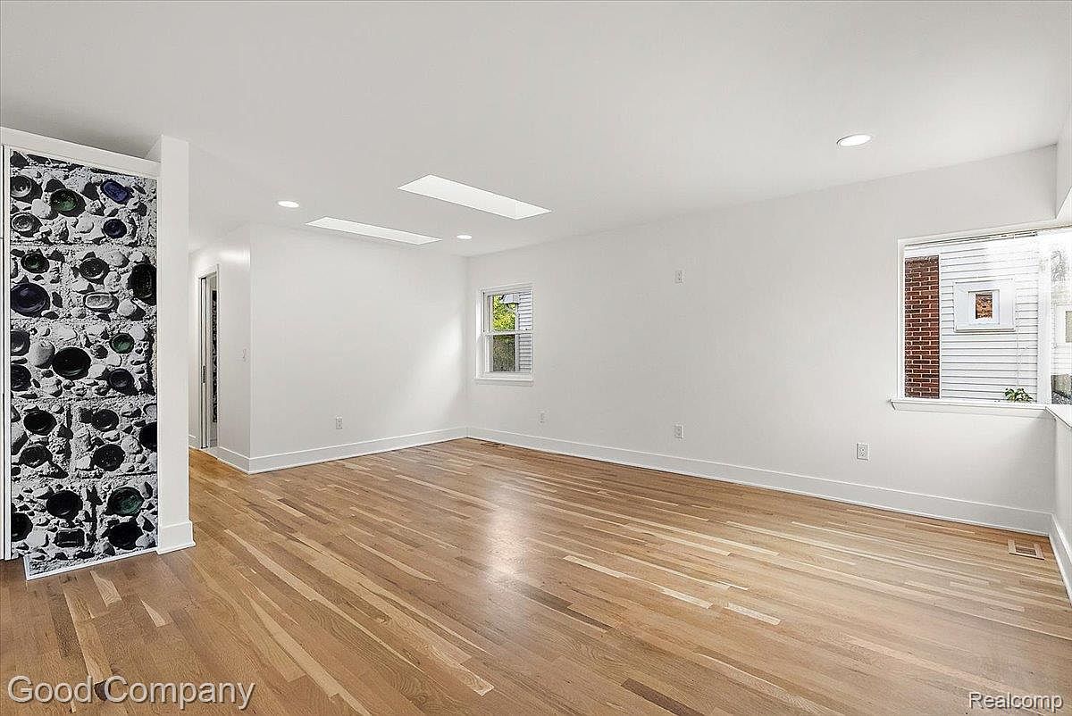 39 W Elza Ave, photo 9