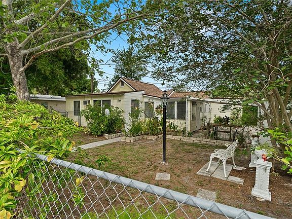 5th image of 4411 19th St N