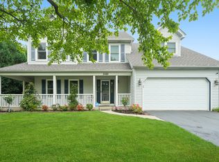 2460 Millington Ct, Aurora, IL