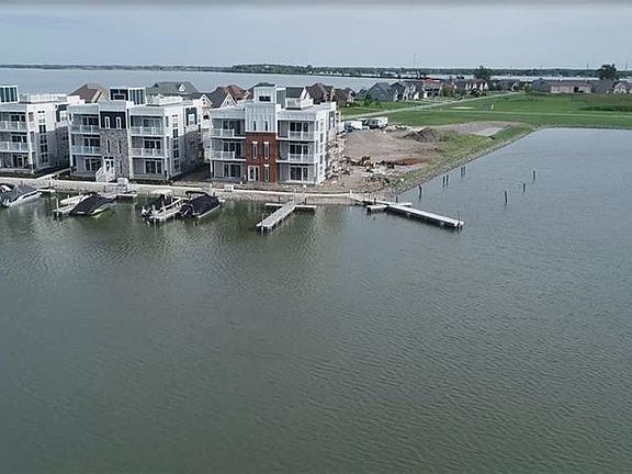 2nd image of 2634 S Waterside Ct #722