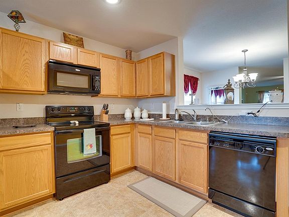 4th image of 12849 Mourning Dove Ln