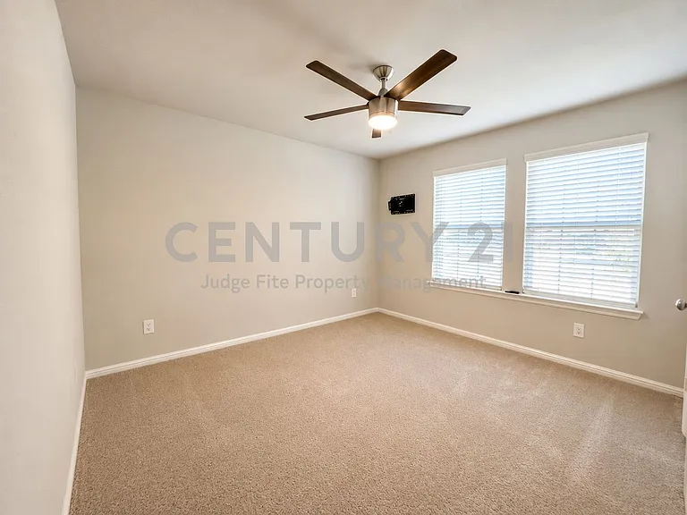 3720 Yarrow Dr — Photo 23