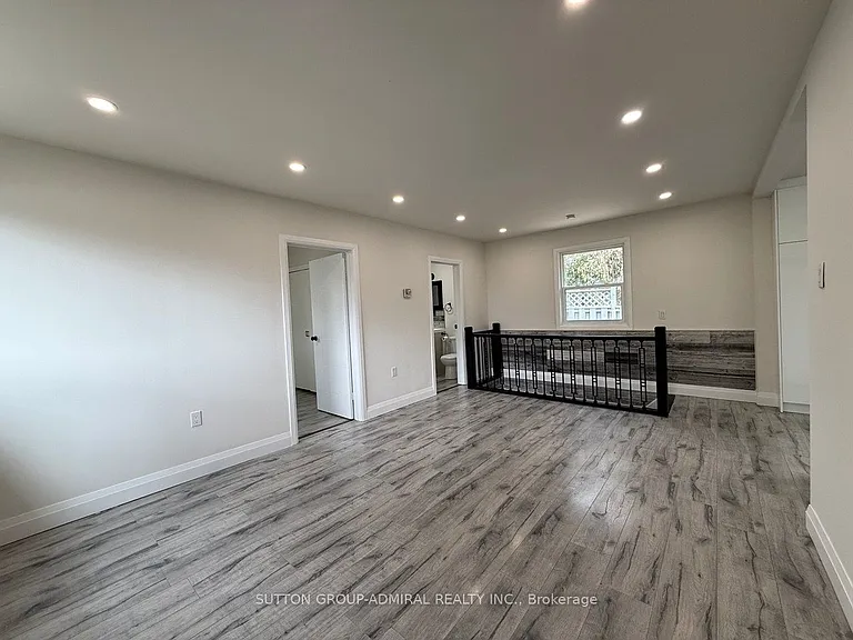 386 Irene Dr — Photo 9