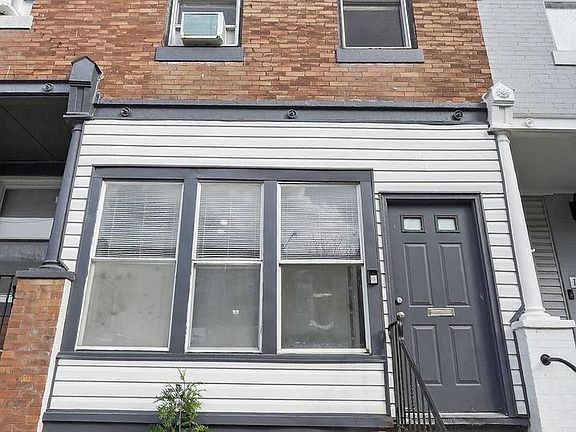2nd image of 1344 Narragansett St