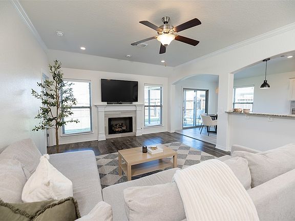 4th image of 4521 W Croft Dr