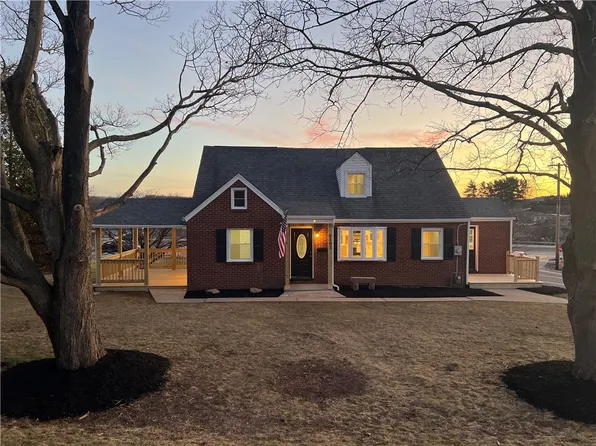 1103 Summit Dr, Greensburg, PA 15601