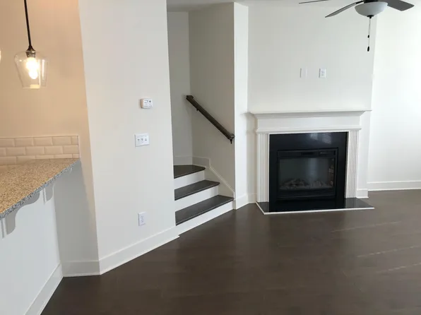 6402 Shalks Crossing Dr, Lithonia, GA 30058