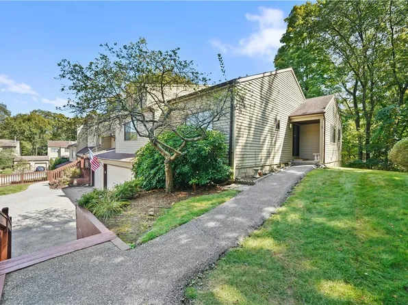 7 Ash Court, Highland Mills, NY 10930