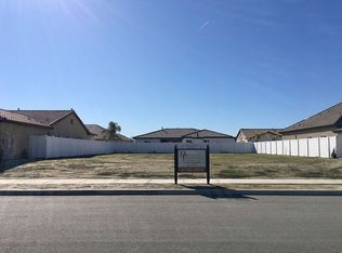 12701 Medallion Dr, Bakersfield, CA 93311
