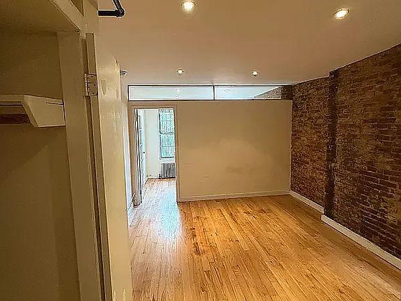 3rd image of 63 Clinton St APT 7