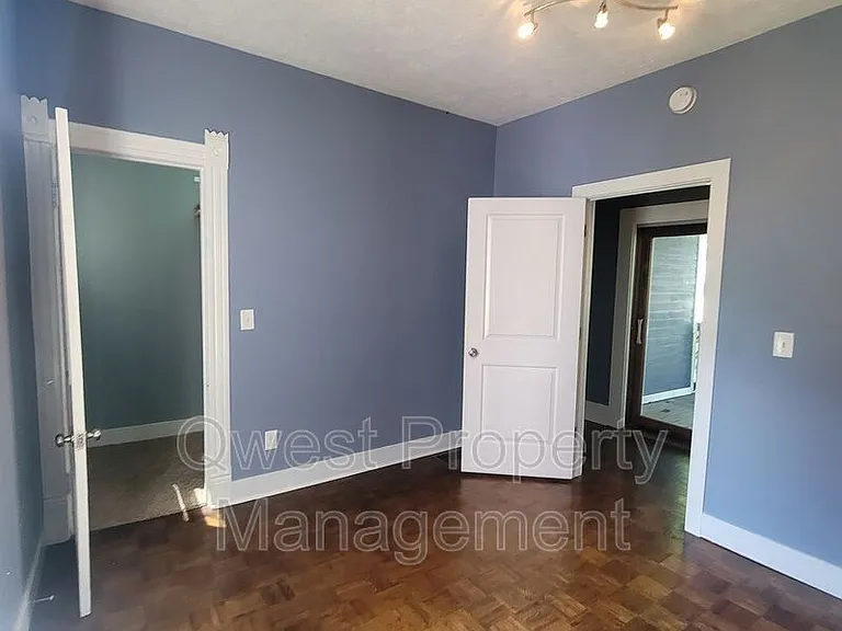 1123 2nd St NW #1 — Photo 8