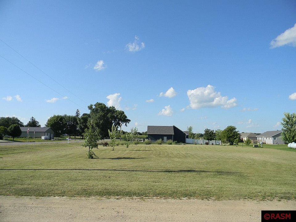 2nd image of 12994 Meadow Creek Dr