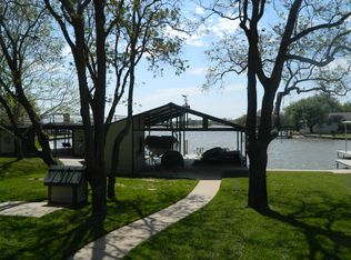 222 Beach Dr, Sunrise Beach, TX 78643
