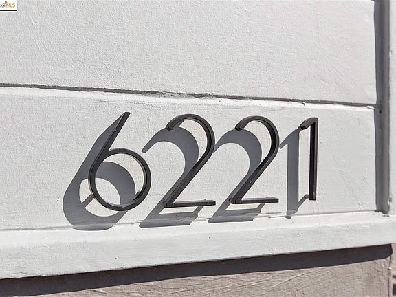 2nd image of 6221 Doremus Ave
