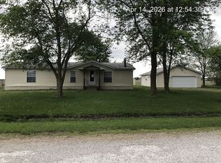 1221 Mary Irene Rd, New Baden, IL 62265