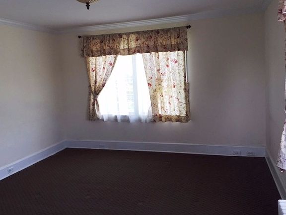 Additional Living Room