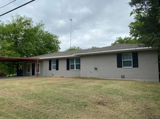 304 W Patton Ave, Alvarado, TX 76009