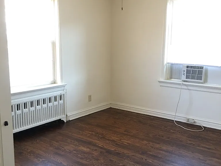 Buckingham Apartments, LLC — Photo 2