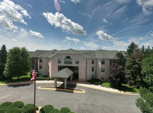 Summit Oaks Apartments, Minneapolis, MN 55433