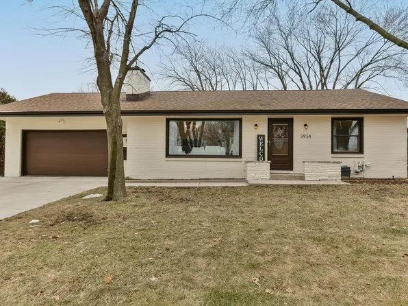 3934 North 102nd STREET, Wauwatosa, WI 53222