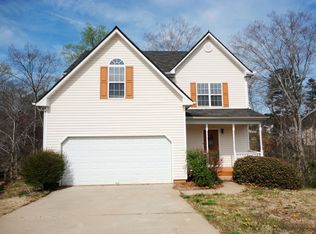 4588 James Wade Dr, Snellville, GA 30039