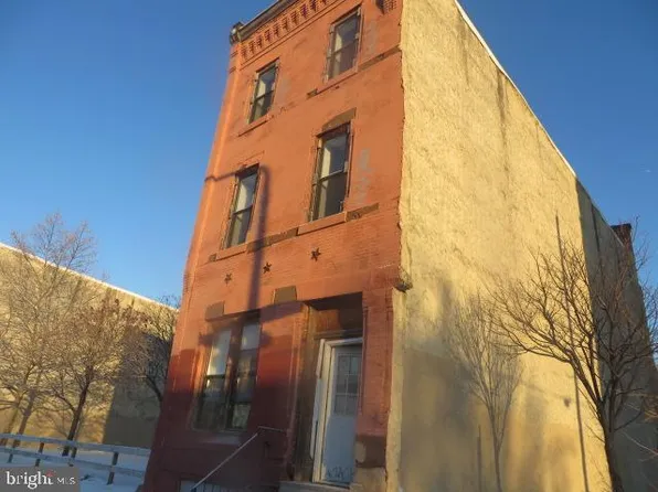 2033 W Diamond St, Philadelphia, PA 19121