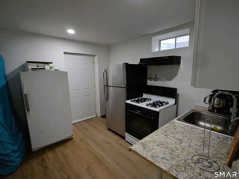 430 Berkeley Rd — Photo 24