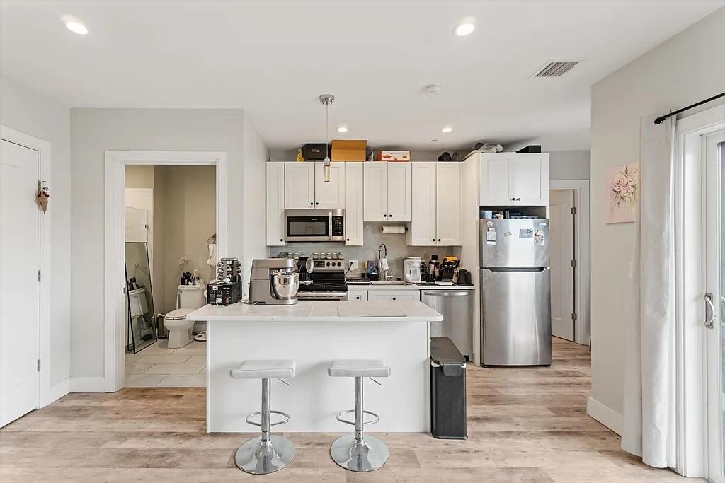 Building Photo - 1457 Tremont St #308