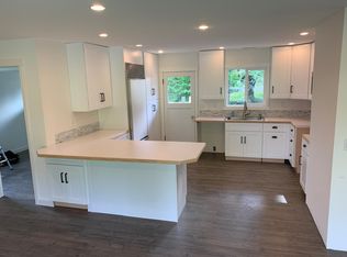 7208 Lower Ridge Rd, Everett, WA 98203