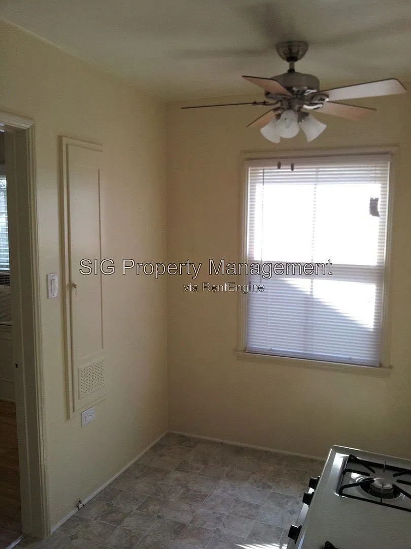 2 bed, 1.0 bath, $2,600 — Photo 3
